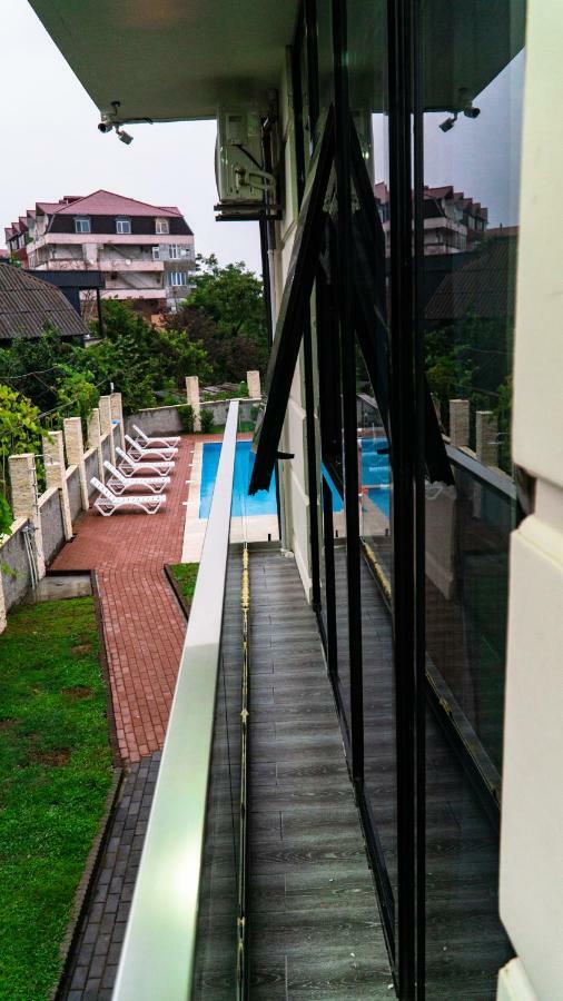 New House Kobuleti Hotel ภายนอก รูปภาพ